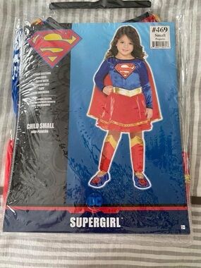 DC Supergirl Kids Costume - size SMALL